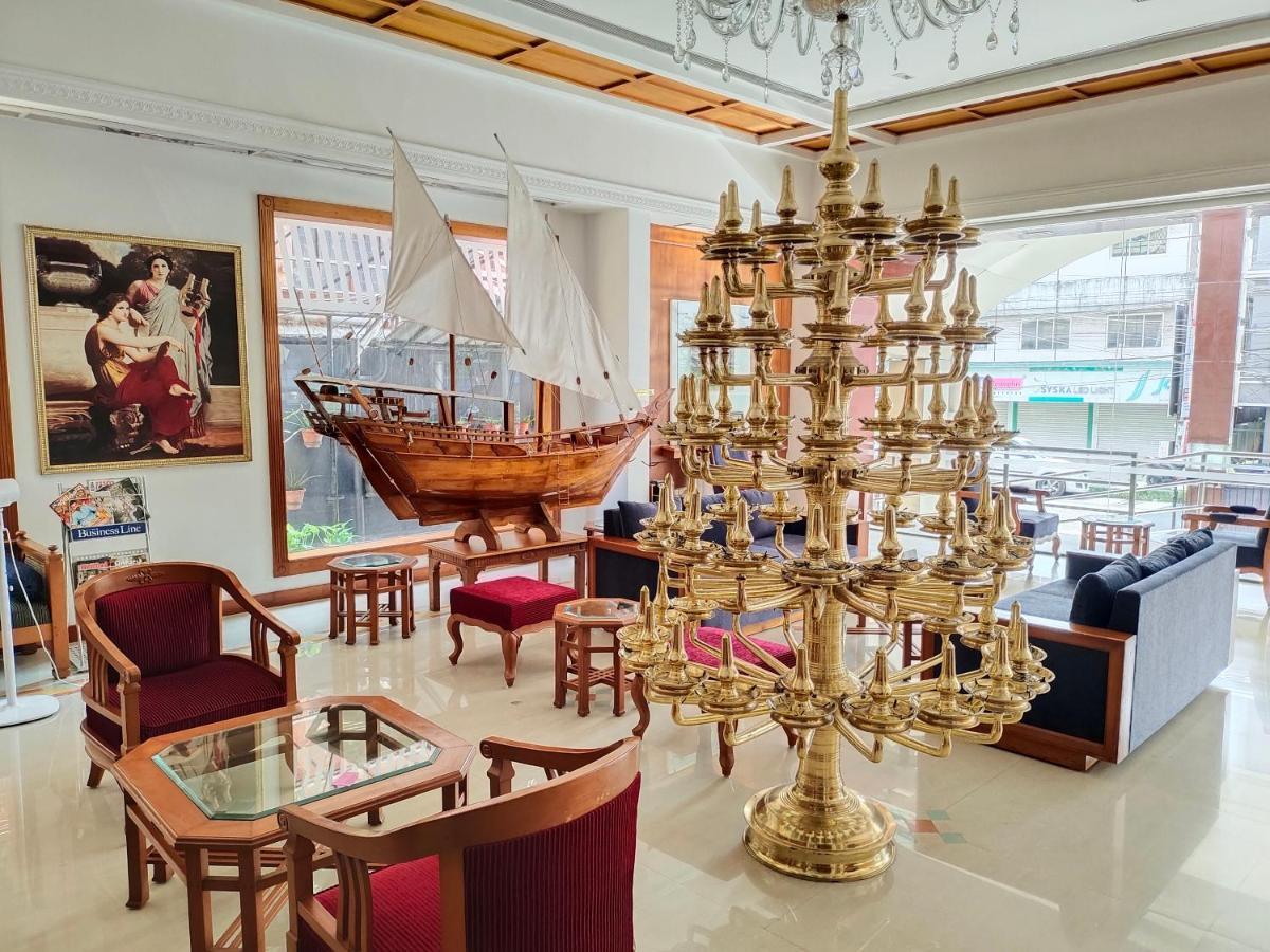 Presidency Kochi City Centre Екстериор снимка