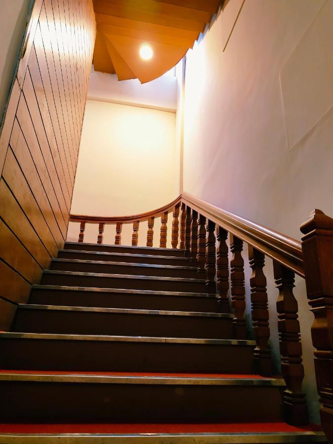 Presidency Kochi City Centre Екстериор снимка