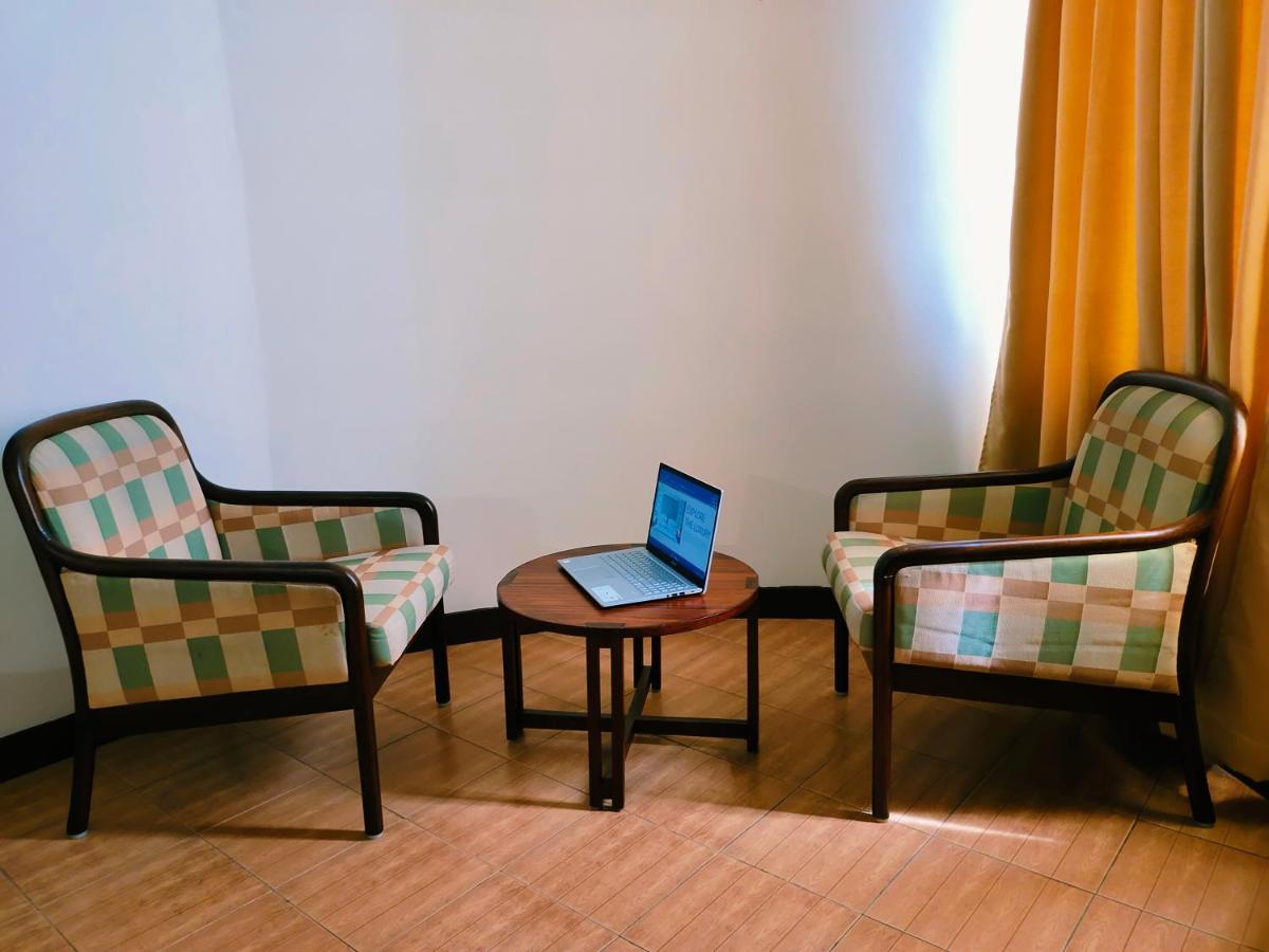 Presidency Kochi City Centre Екстериор снимка