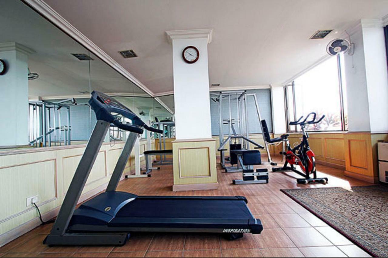 Presidency Kochi City Centre Екстериор снимка